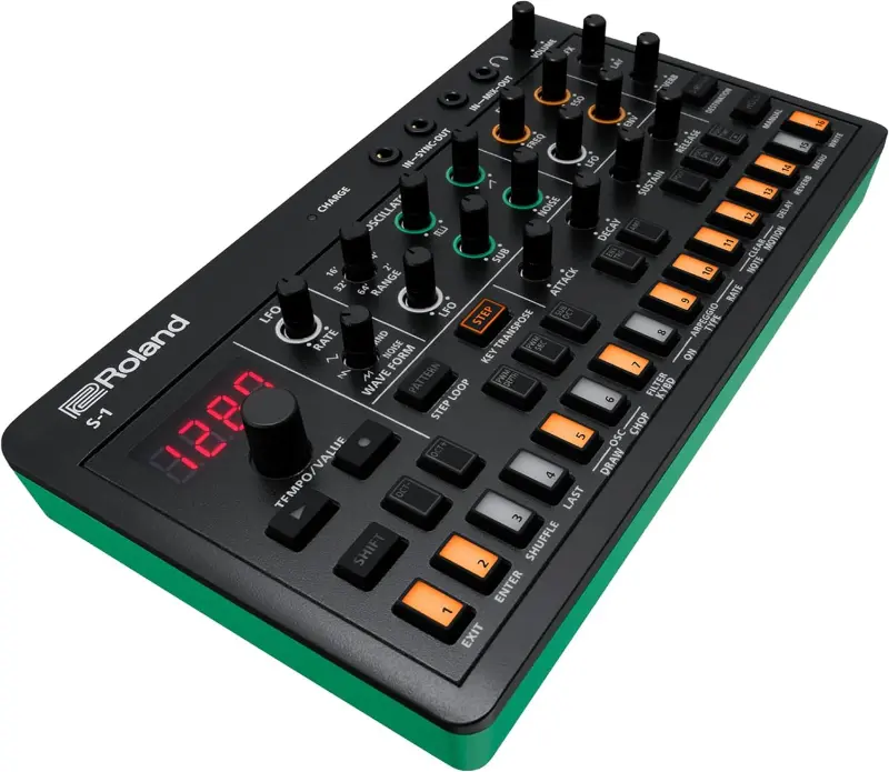 Roland_S-1-20250210194606798